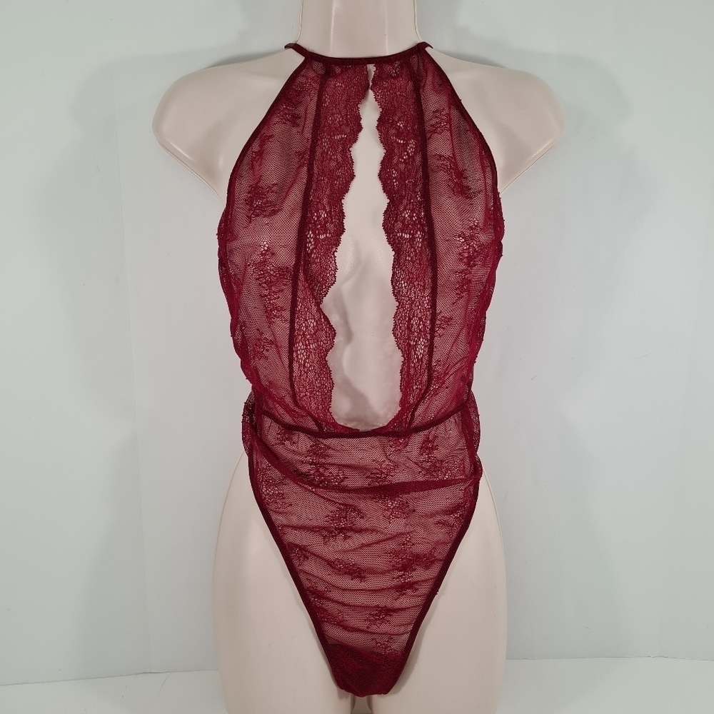 Victoria's Secret Keyhole Chantilly Lace Teddy Burgundy Size XL - Picture 2 of 10